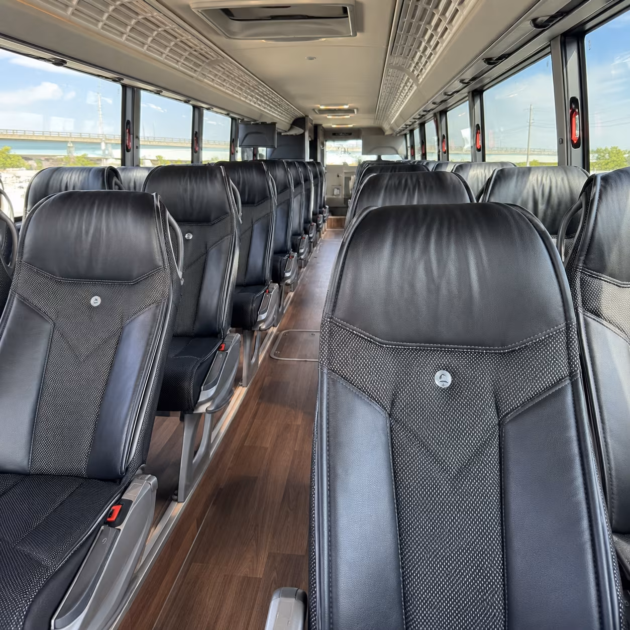 corporate and group long distance bus service from federal way