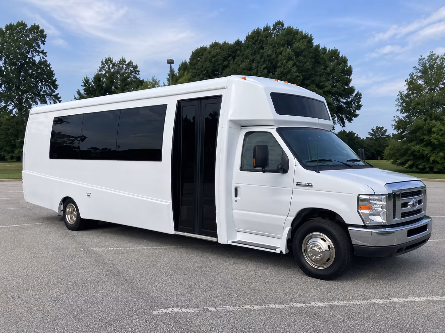 federal way 18 passenger party bus