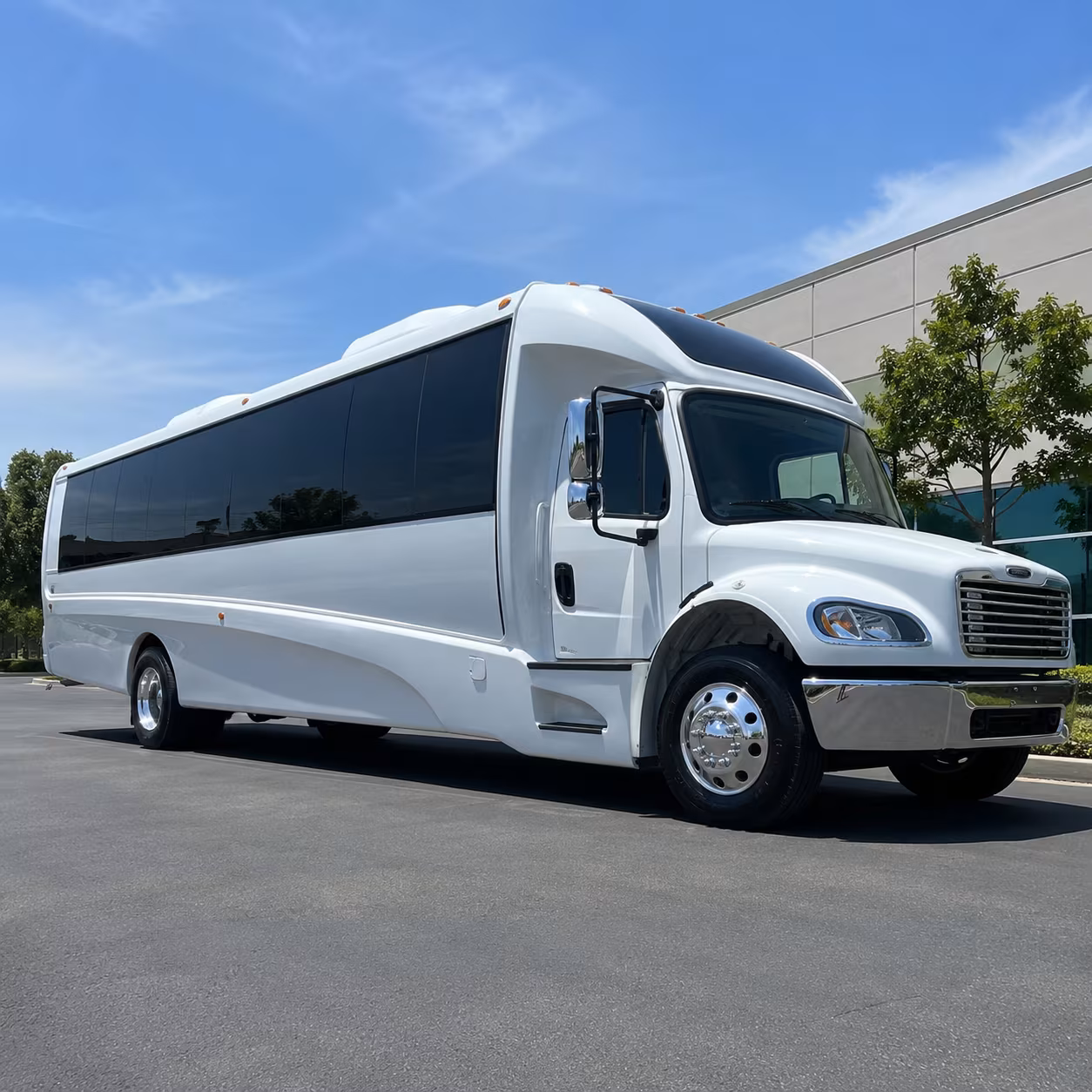 federal way 25 passenger minibus