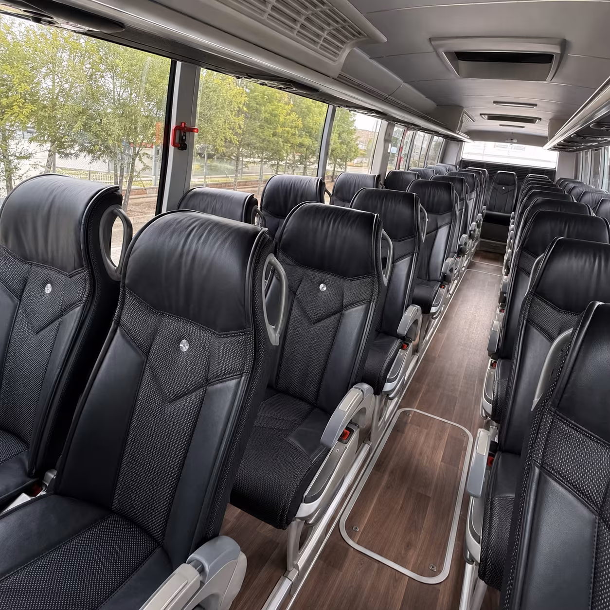 federal way to vancouver bc long distance bus rentals