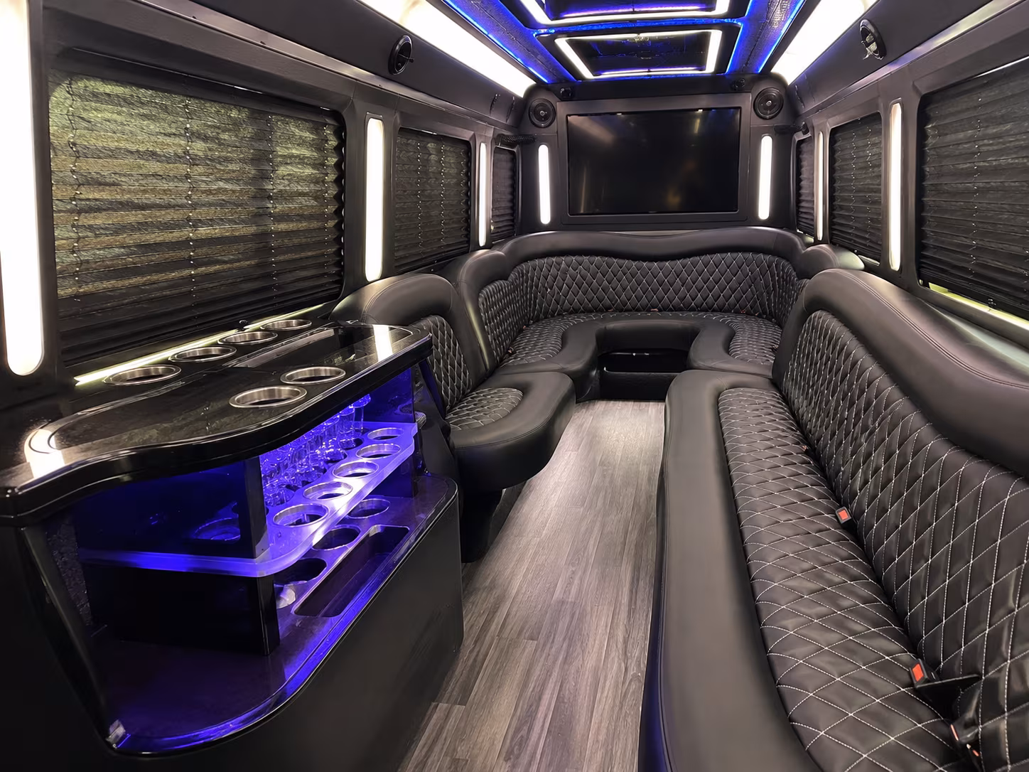 woodinville wine country federal way party bus rental